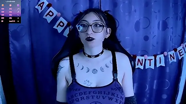 Kimlennox  online show from 02-11-25, 07:16