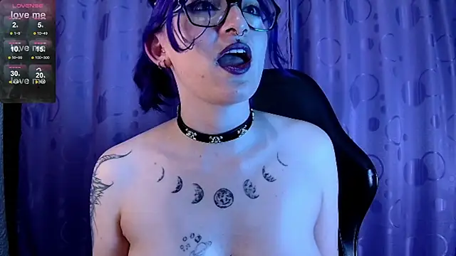 Kimlennox  online show from 03-10-25, 03:34