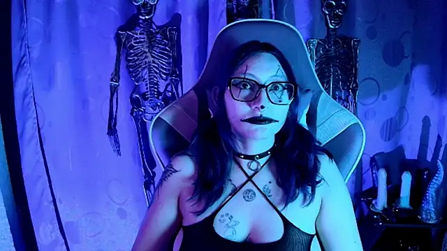 Kimlennox  online show from 11-04-25, 03:22