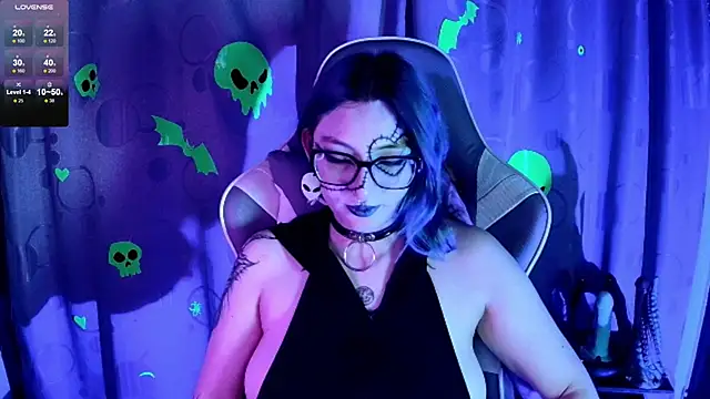 Kimlennox  online show from 12-01-25, 02:00