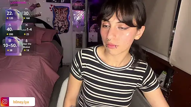 B0nnie H0ney online show from 02-18-25, 12:15