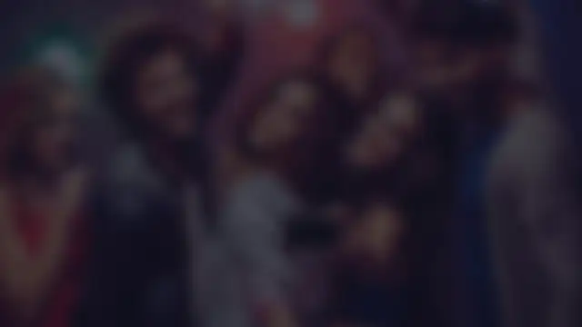 Snapshot of Hey-Cute chatting on 01-28-25, 04:30 Hey-Cute online show from 01-28-25, 04:30