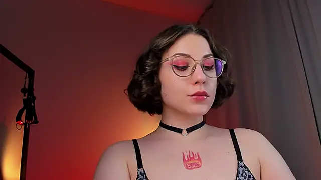 Eva Moss  online show from 03-01-25, 12:07