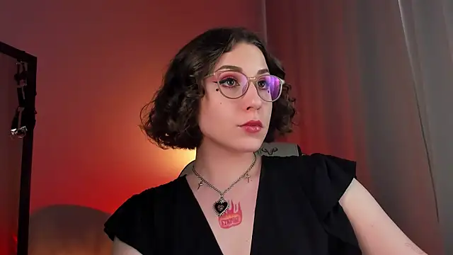 Eva Moss  online show from 03-17-25, 10:38