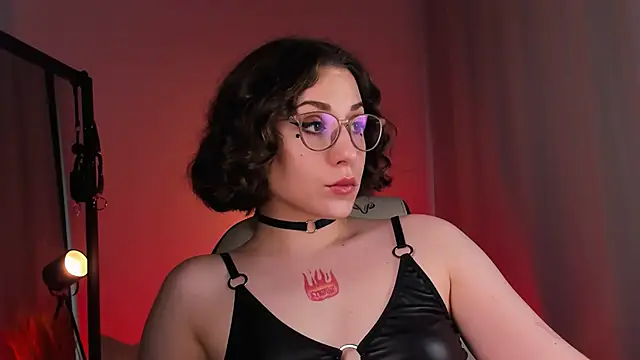 Eva Moss  online show from 03-20-25, 10:21