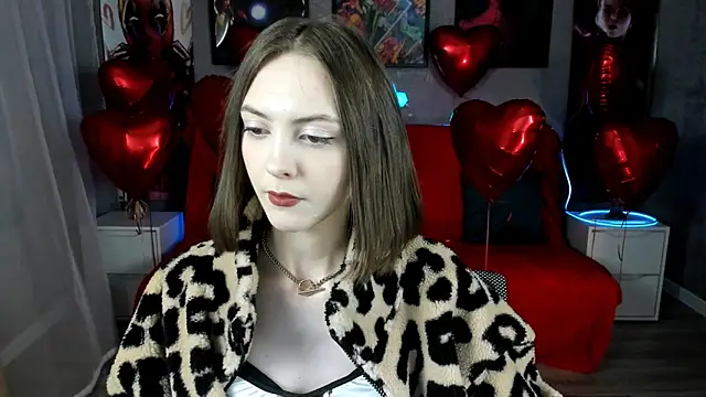 Snapshot of JesssWalker chatting on 02-13-25, 08:24 JesssWalker online show from 02-13-25, 08:24