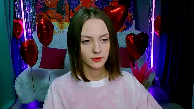 Snapshot of JesssWalker chatting on 03-05-25, 04:57 JesssWalker online show from 03-05-25, 04:57