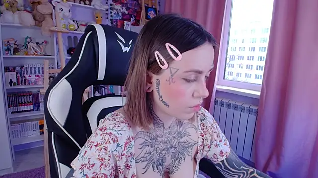 Catharsisi online show from 03-06-25, 01:35