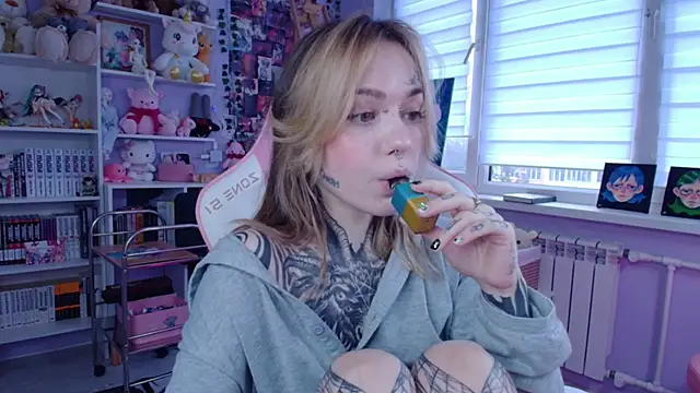 Catharsisi online show from 10-05-25, 01:42