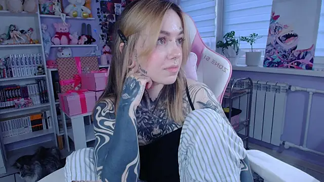 Catharsisi online show from 10-29-25, 01:46