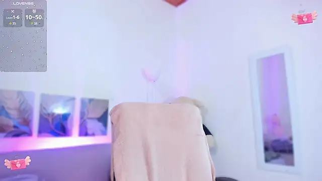 Snapshot of Kathe_slim chatting on 11-14-25, 04:49 Kathe slim online show from 11-14-25, 04:49