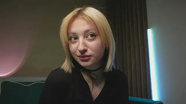 milasmiu online show from 02-13-25, 03:03