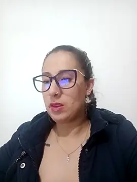 CHARLOTTE 1711 online show from 02-15-25, 03:20