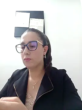 CHARLOTTE 1711 online show from 02-19-25, 12:25