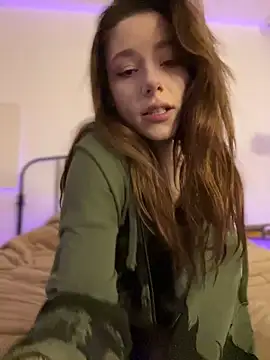 Mary Leaf online show from 02-06-25, 12:22