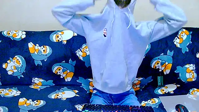 Lester Broo online show from 01-08-26, 04:26