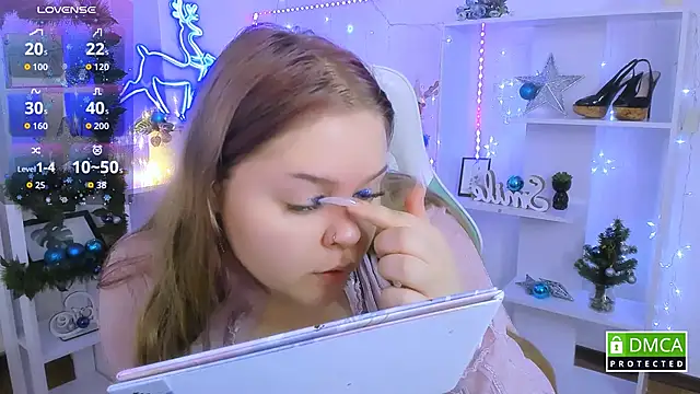 Erica  Alta online show from 12-21-25, 06:53