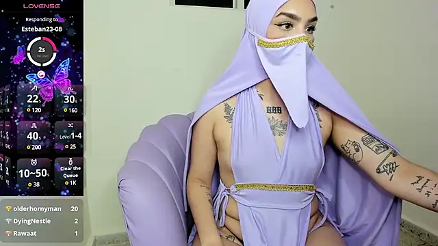 Snapshot of Maissa_Alabi chatting on 01-22-25, 11:10 Maissa Alabi online show from 01-22-25, 11:10