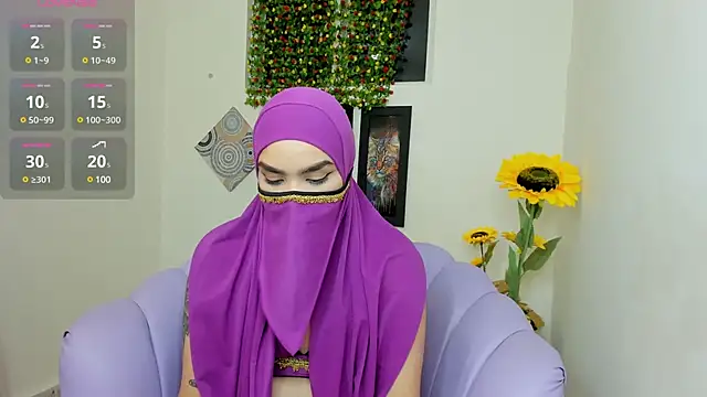 Snapshot of Maissa_Alabi chatting on 03-07-25, 07:27 Maissa Alabi online show from 03-07-25, 07:27