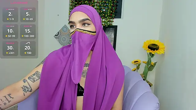 Snapshot of Maissa_Alabi chatting on 03-20-25, 07:46 Maissa Alabi online show from 03-20-25, 07:46