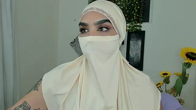 Snapshot of Maissa_Alabi chatting on 09-12-25, 07:14 Maissa Alabi online show from 09-12-25, 07:14