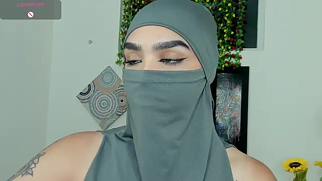 Snapshot of Maissa_Alabi chatting on 09-14-25, 06:51 Maissa Alabi online show from 09-14-25, 06:51