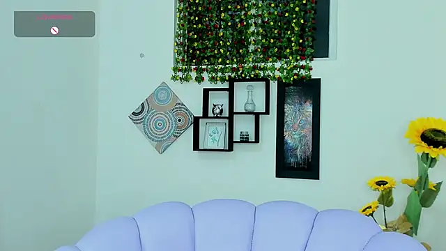 Snapshot of Maissa_Alabi chatting on 09-24-25, 07:28 Maissa Alabi online show from 09-24-25, 07:28