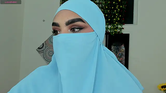 Snapshot of Maissa_Alabi chatting on 11-27-25, 07:05 Maissa Alabi online show from 11-27-25, 07:05