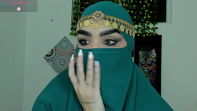 Snapshot of Maissa_Alabi chatting on 12-02-25, 06:36 Maissa Alabi online show from 12-02-25, 06:36