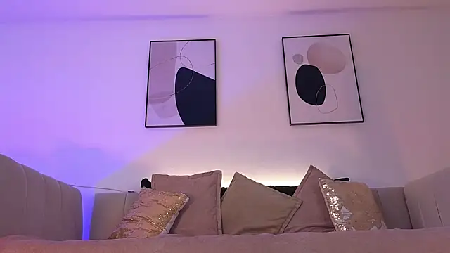 ahri moon1 online show from 11-22-25, 03:44