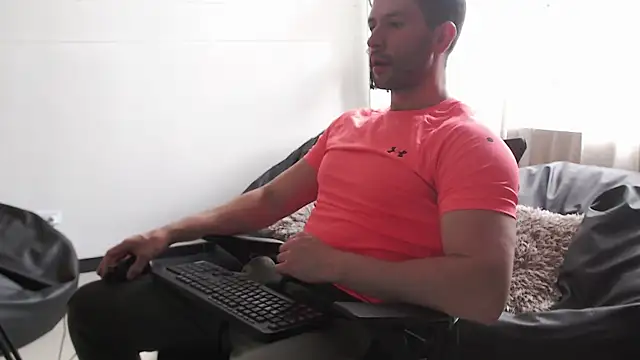 hairyncuteass online show from 01-15-25, 08:05