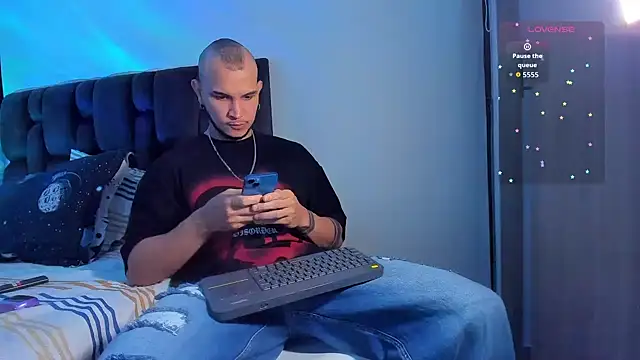 austinoficial online show from 02-24-26, 12:19