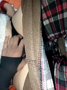 Snapshot of rameshjisex chatting on 03-15-25, 10:46 rameshjisex online show from 03-15-25, 10:46