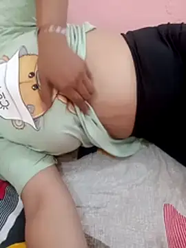 Snapshot of rameshjisex chatting on 11-21-25, 09:19 rameshjisex online show from 11-21-25, 09:19