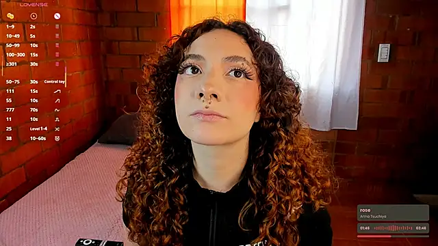 Annycolin  online show from 02-12-25, 07:24