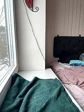 Black sweet Rose online show from 01-12-26, 11:48