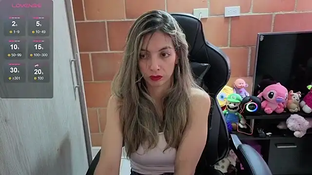 Snapshot of Princezzlove3 chatting on 10-12-25, 08:52 Princezzlove3 online show from 10-12-25, 08:52