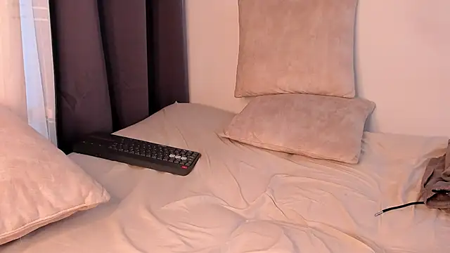 arturguy00 online show from 03-10-25, 10:45