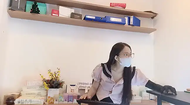 Lush-Office online show from 02-10-25, 03:46