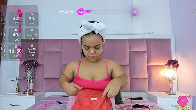 Snapshot of AnieRey chatting on 02-04-25, 12:11 AnieRey online show from 02-04-25, 12:11