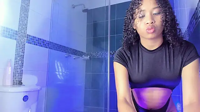 BrigitteRoy  online show from 02-13-25, 07:10