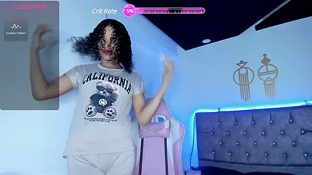 BrigitteRoy  online show from 03-07-25, 07:05