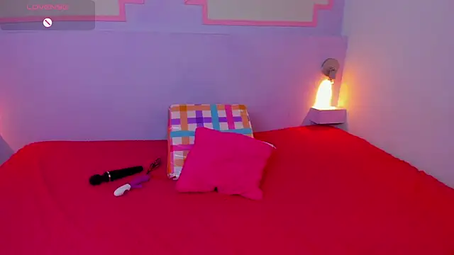 ScarletEmber3 online show from 02-19-25, 08:22