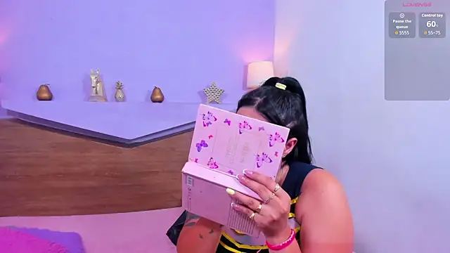 ScarletEmber3 online show from 09-27-25, 03:55