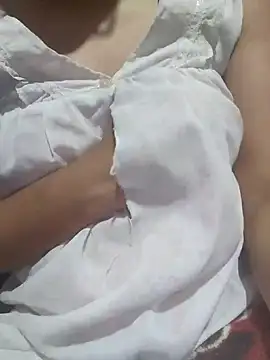 Snapshot of nikkibenza chatting on 01-18-25, 07:58 nikkibenza online show from 01-18-25, 07:58