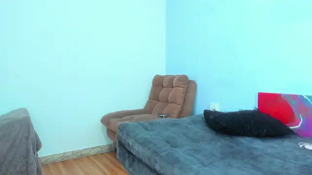 Charlotte curvy  online show from 03-01-25, 01:53