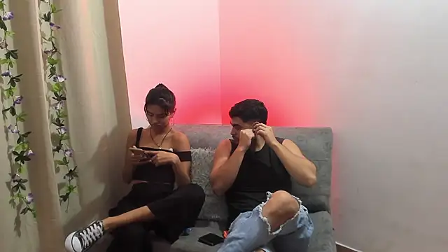 Snapshot of blueroom_party chatting on 01-30-25, 12:27 blueroom party online show from 01-30-25, 12:27