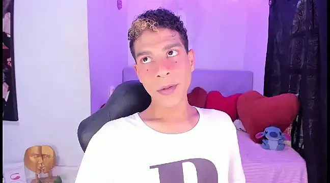 Ethan Boyy online show from 02-19-25, 09:47