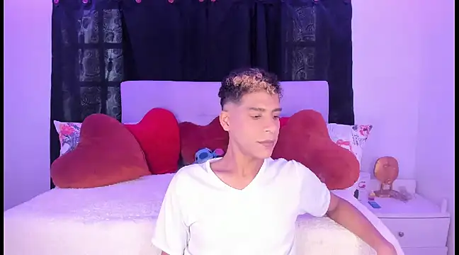 Ethan Boyy online show from 02-22-25, 08:53