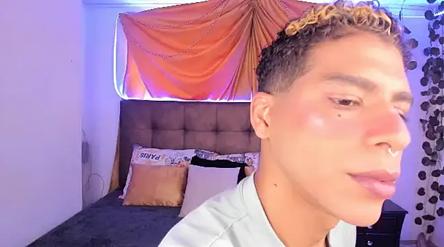 Ethan Boyy online show from 03-10-25, 06:23